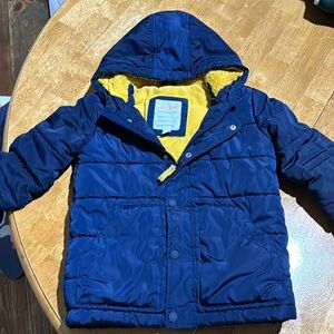 5t cat and Jack winter coat. Fleece lined.   Barely worn. Navy blue